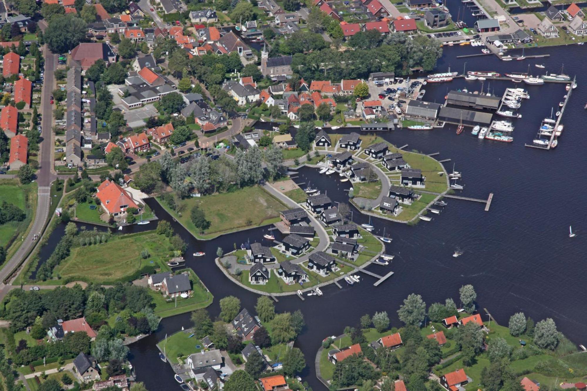 Waterpark Oan 'E Poel Bij Sneekermeer Terherne Exterior foto
